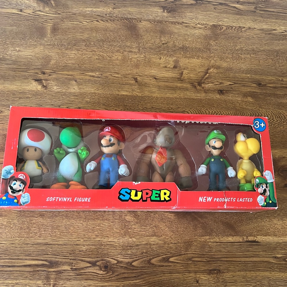 Super Mario Bros. soft vinyl six figure collectible set